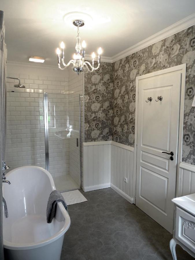 Villa Tilia Vaszoly ภายนอก รูปภาพ
